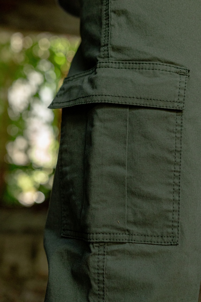 PANTALON CARGO REGULAR FIT - VALLE DE LA LUNA