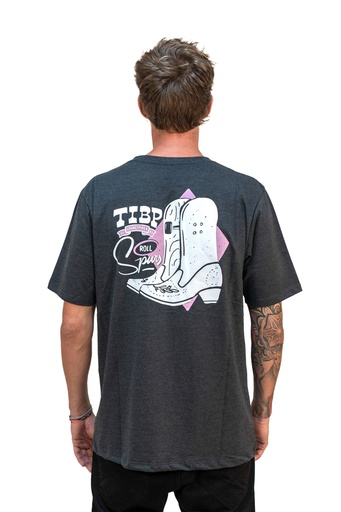 [031215G41] REMERA MC - BOTAS